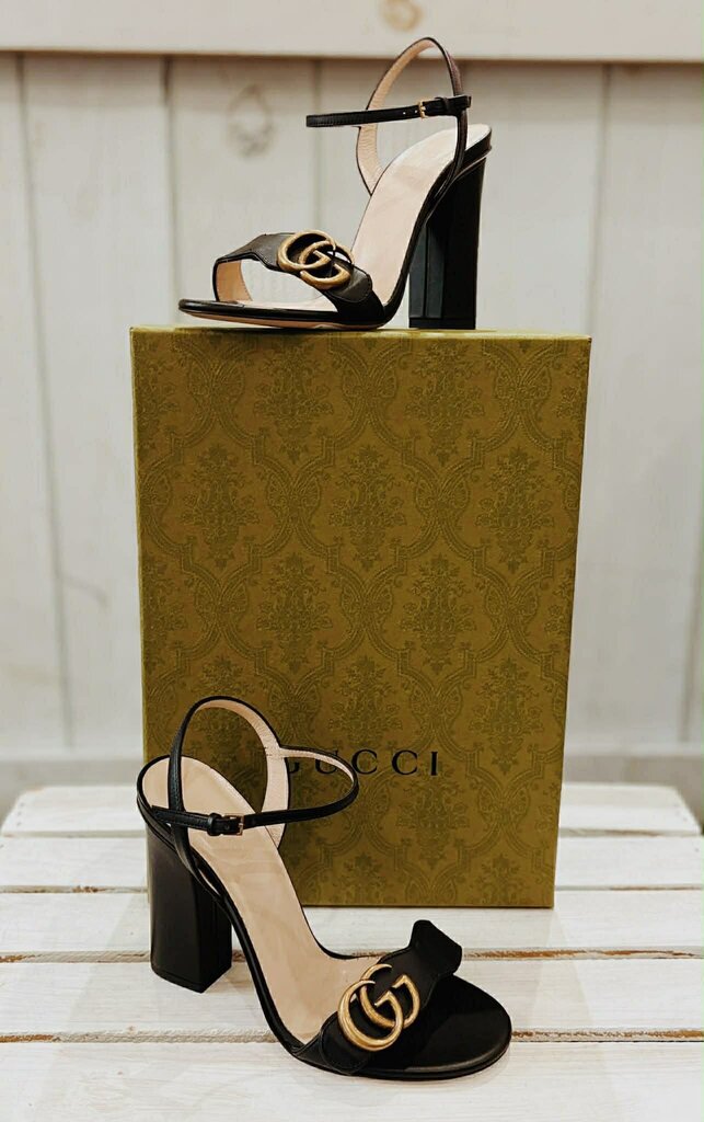 Gucci Double G Logo Leather Sandals - Size 36