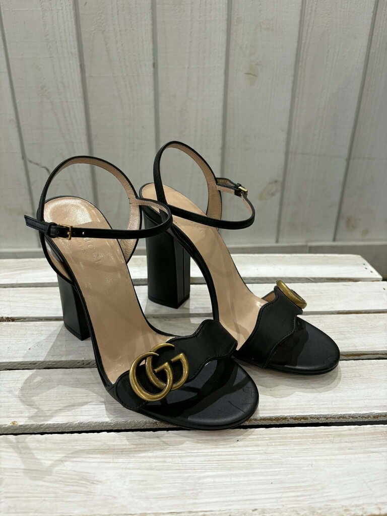 Gucci Double G Logo Leather Sandals - Size 36