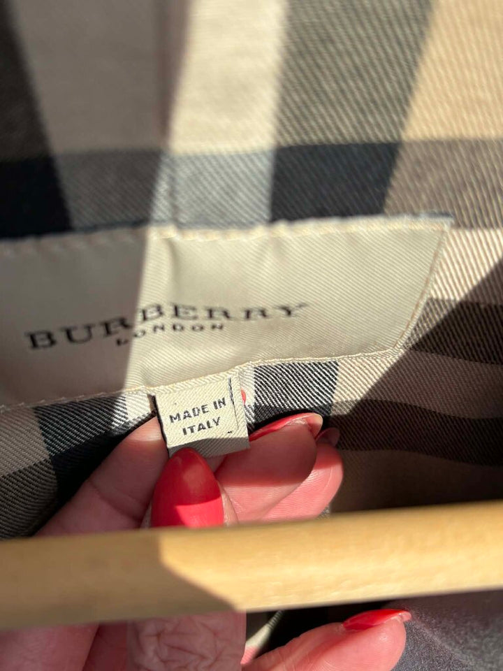 Burberry Fit & Flare Contrast Stitching Blazer - Size 6