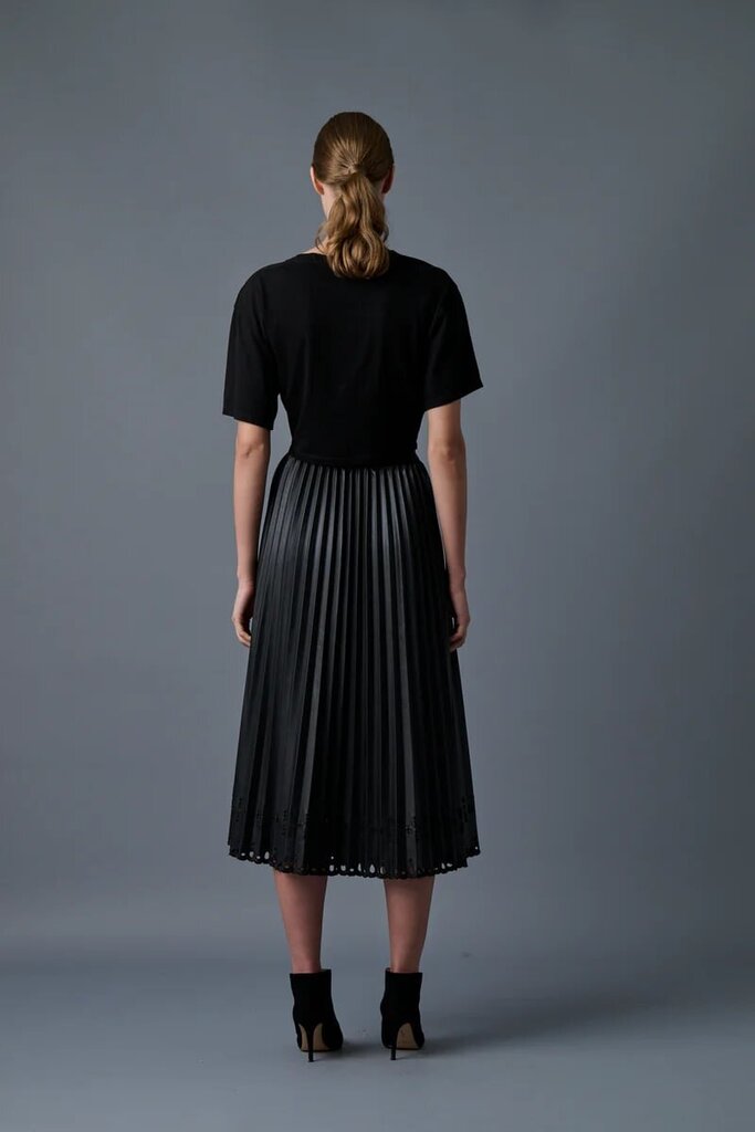 Le Superbe Pleats To Meet You Skirt - Size M