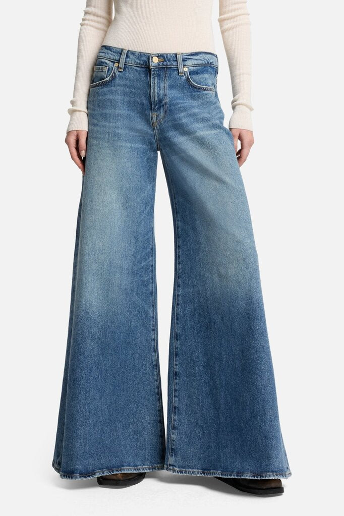 7 For all Mankind Willow Palazzo Wide Leg Jeans in Debut - Size 26(Retails $170)