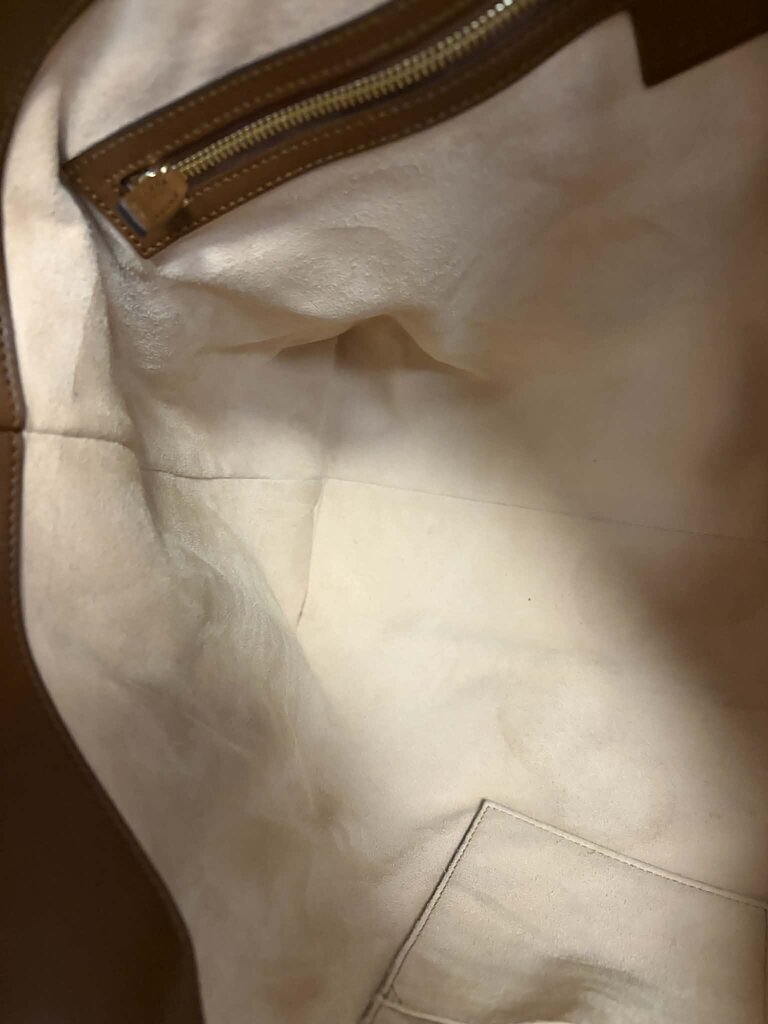 Gucci GG Supreme Monogram Soft Medium Crossbody Tote