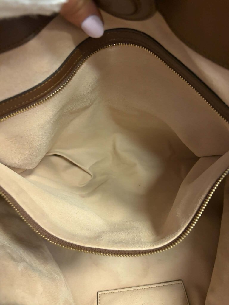 Gucci GG Supreme Monogram Soft Medium Crossbody Tote