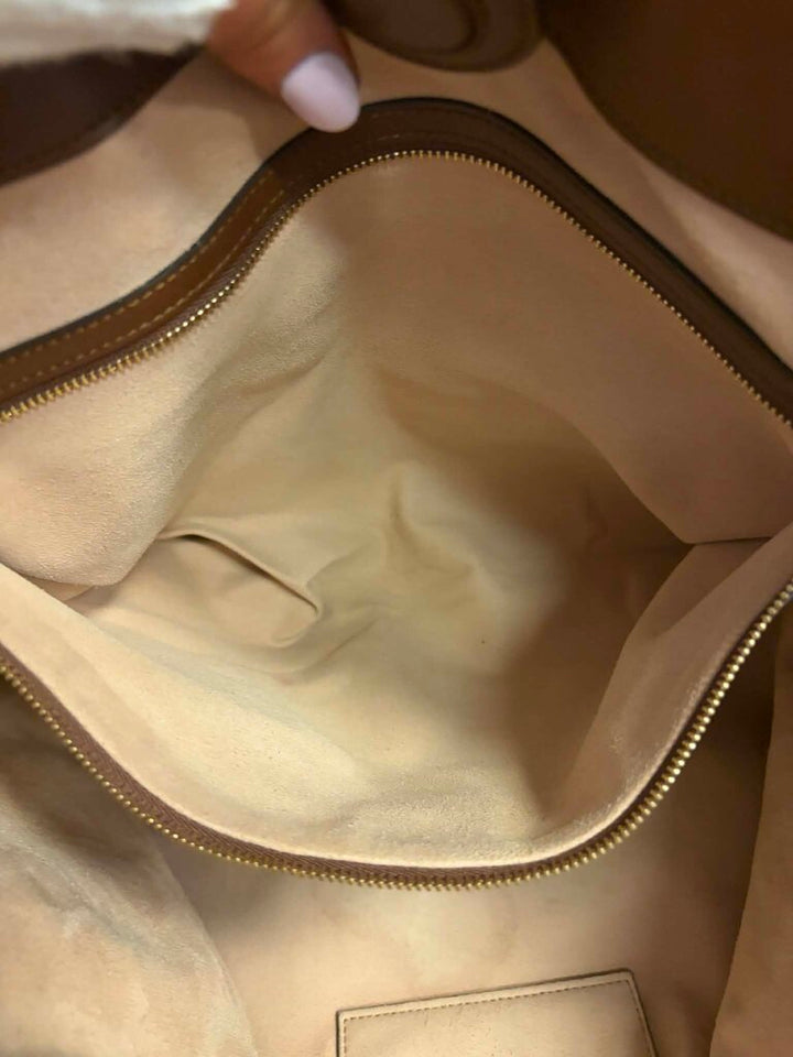 Gucci GG Supreme Monogram Soft Medium Crossbody Tote
