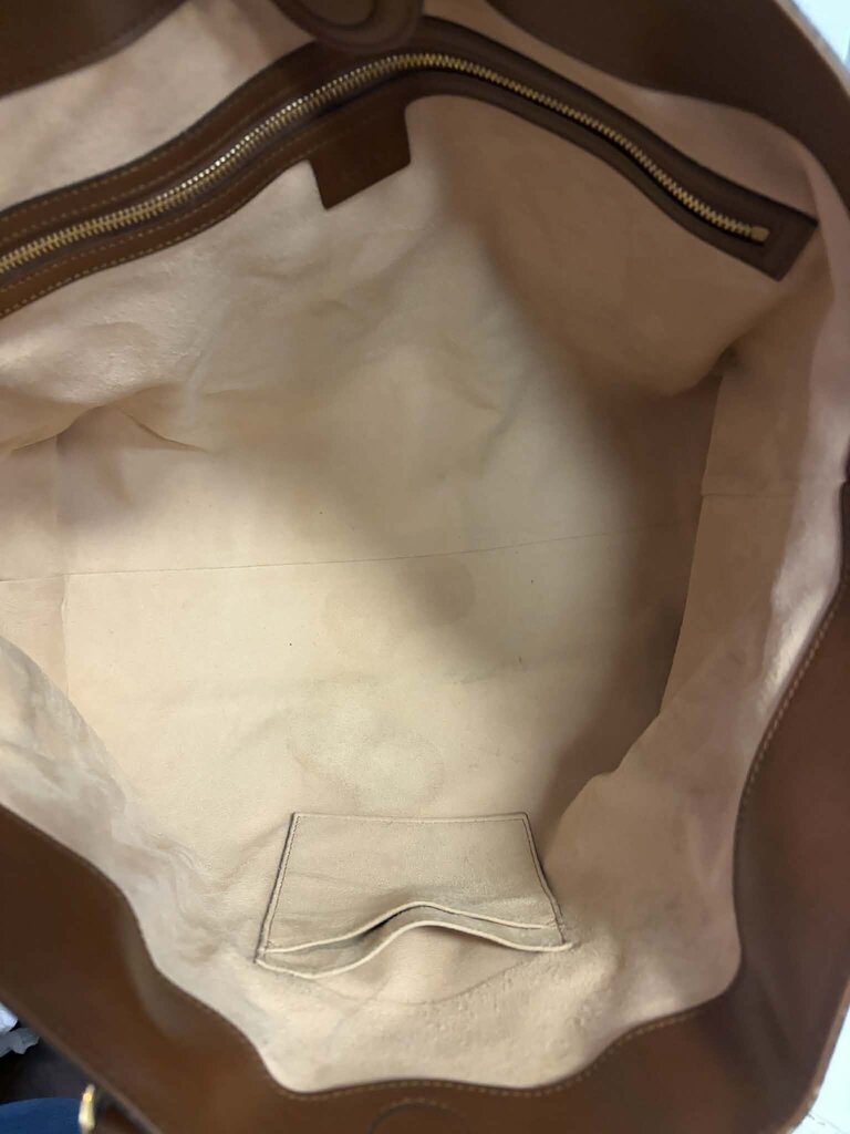 Gucci GG Supreme Monogram Soft Medium Crossbody Tote