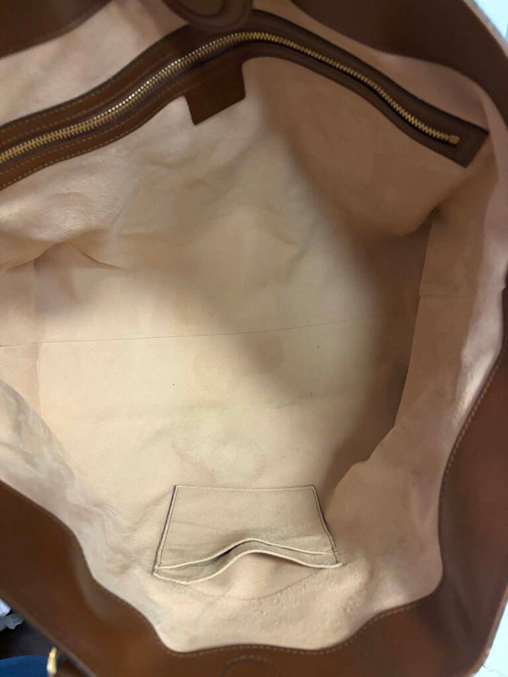 Gucci GG Supreme Monogram Soft Medium Crossbody Tote