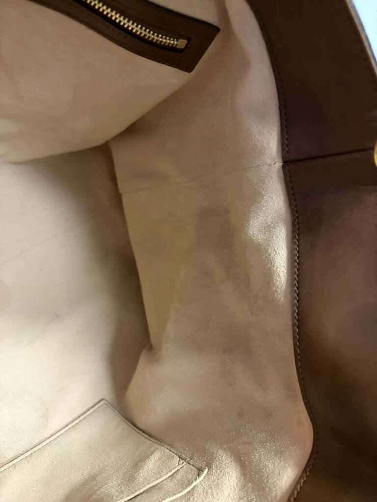 Gucci GG Supreme Monogram Soft Medium Crossbody Tote