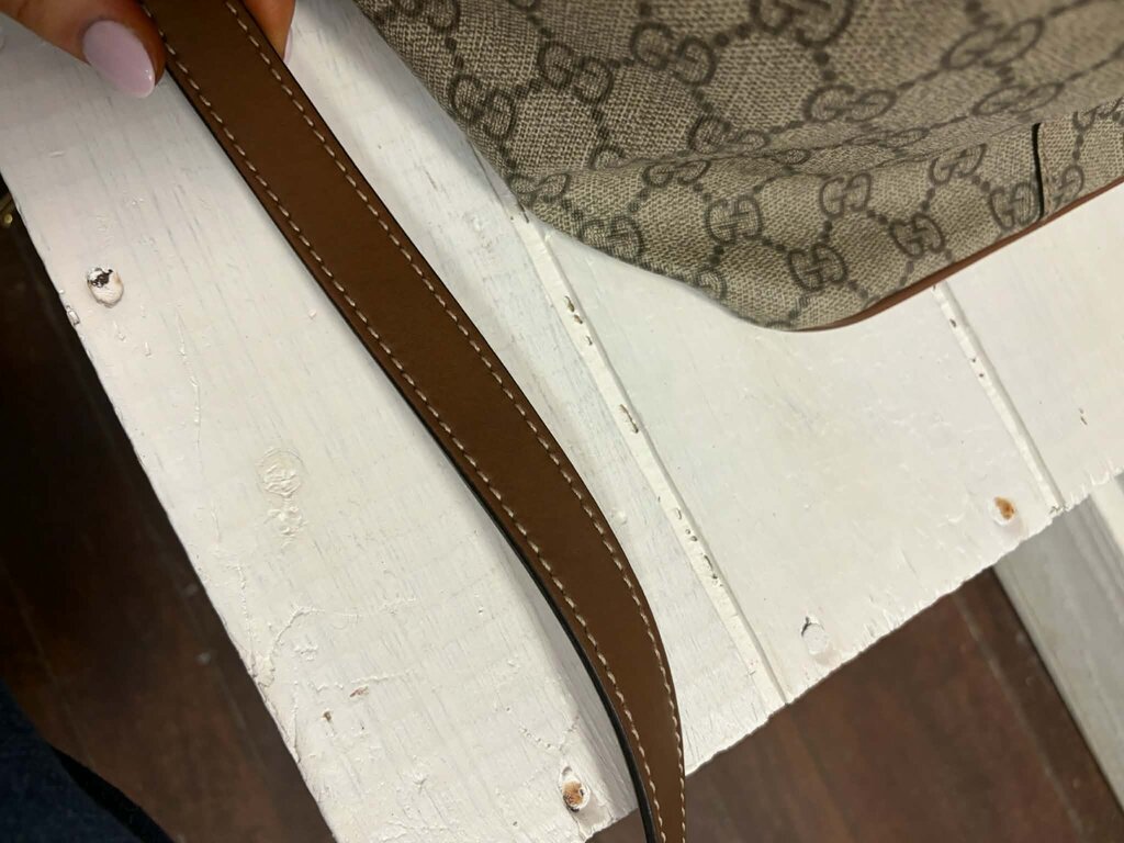Gucci GG Supreme Monogram Soft Medium Crossbody Tote
