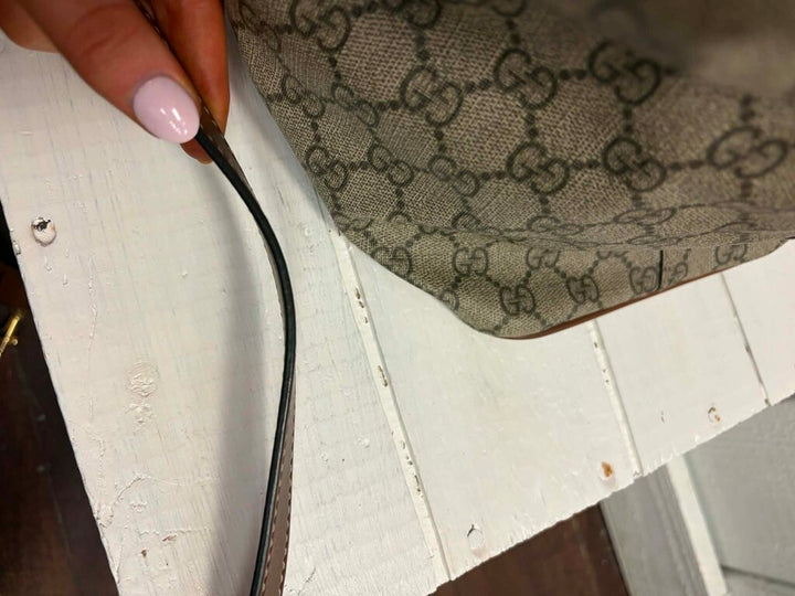 Gucci GG Supreme Monogram Soft Medium Crossbody Tote