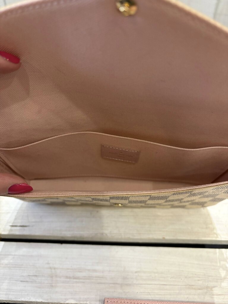 Louis Vuitton Damier Azur Pochette Felicie