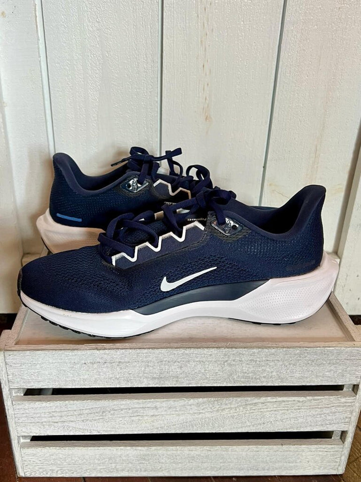 Nike Air Zoom Pegasus 41 TB Sneakers In College Navy - Size 7.5M/9.5F