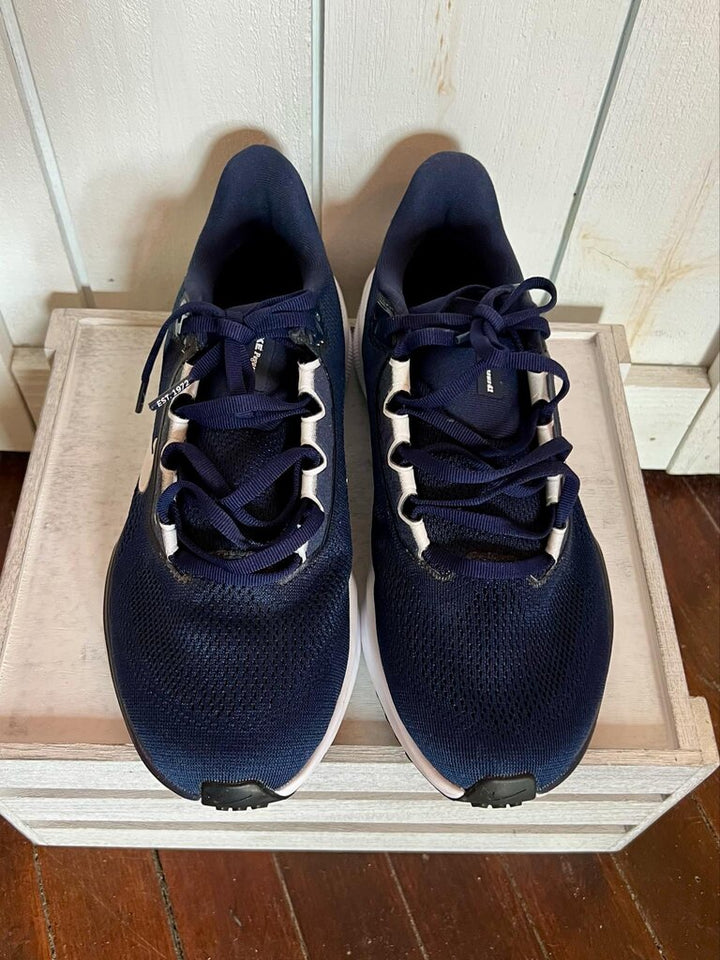 Nike Air Zoom Pegasus 41 TB Sneakers In College Navy - Size 7.5M/9.5F