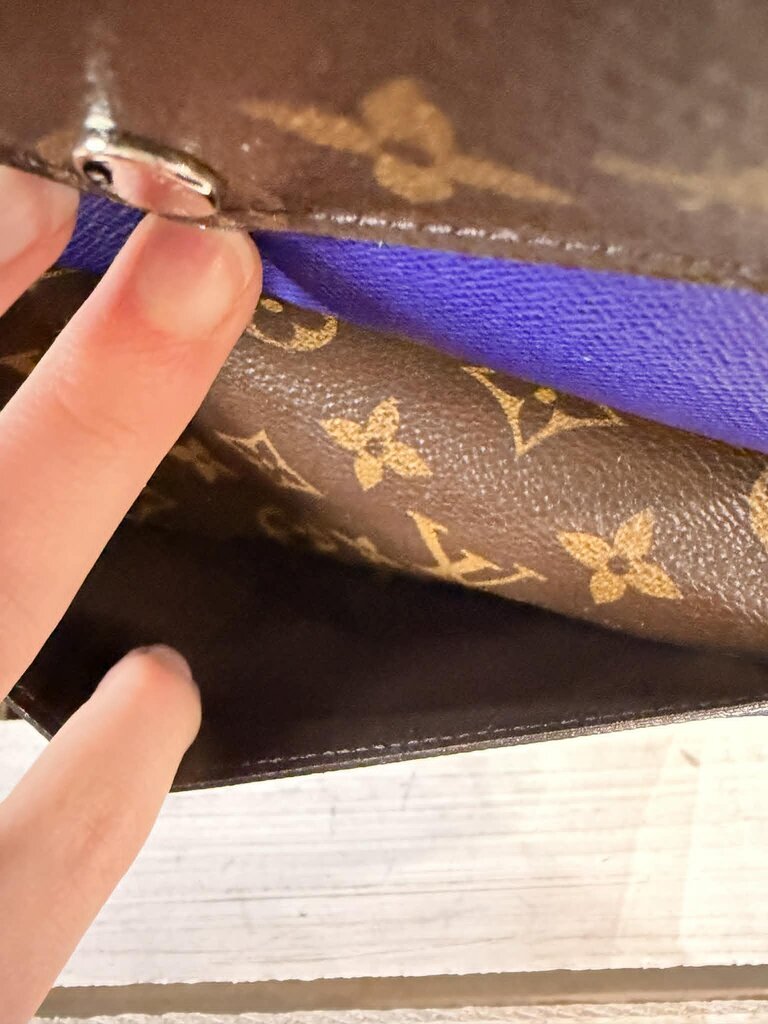 Louis Vuitton Marie-Lou Wallet