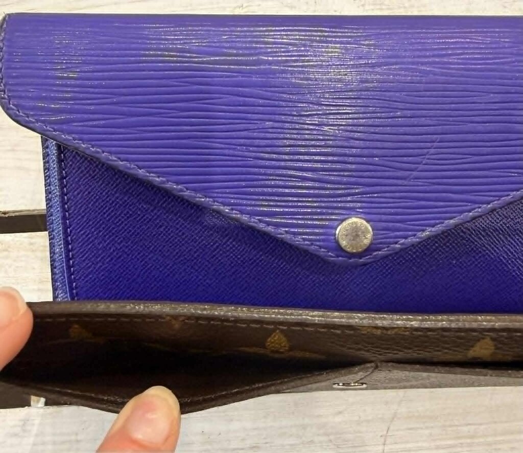 Louis Vuitton Marie-Lou Wallet