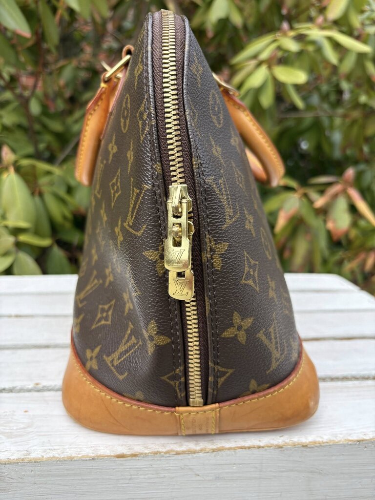 Louis Vuitton Monogram Alma PM