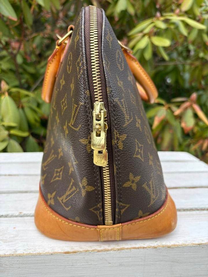 Louis Vuitton Monogram Alma PM