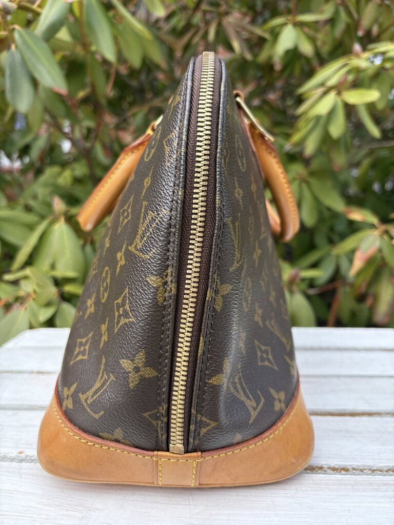 Louis Vuitton Monogram Alma PM