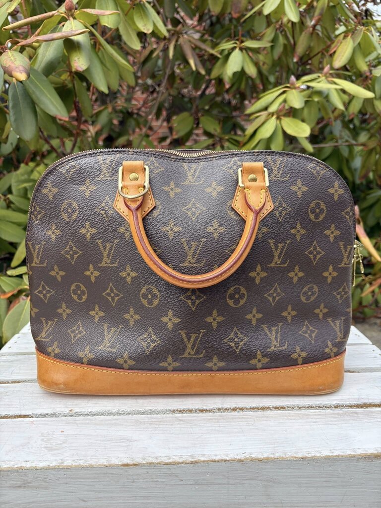 Louis Vuitton Monogram Alma PM