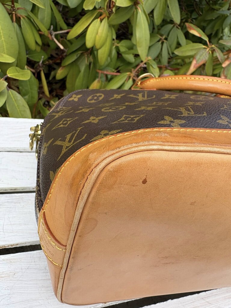 Louis Vuitton Monogram Alma PM