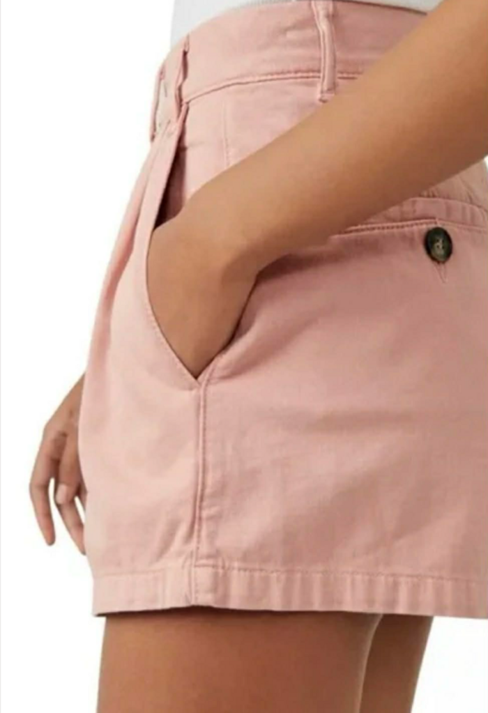 Free People NWT Billie Chino Shorts In Blush Pink - Size 8