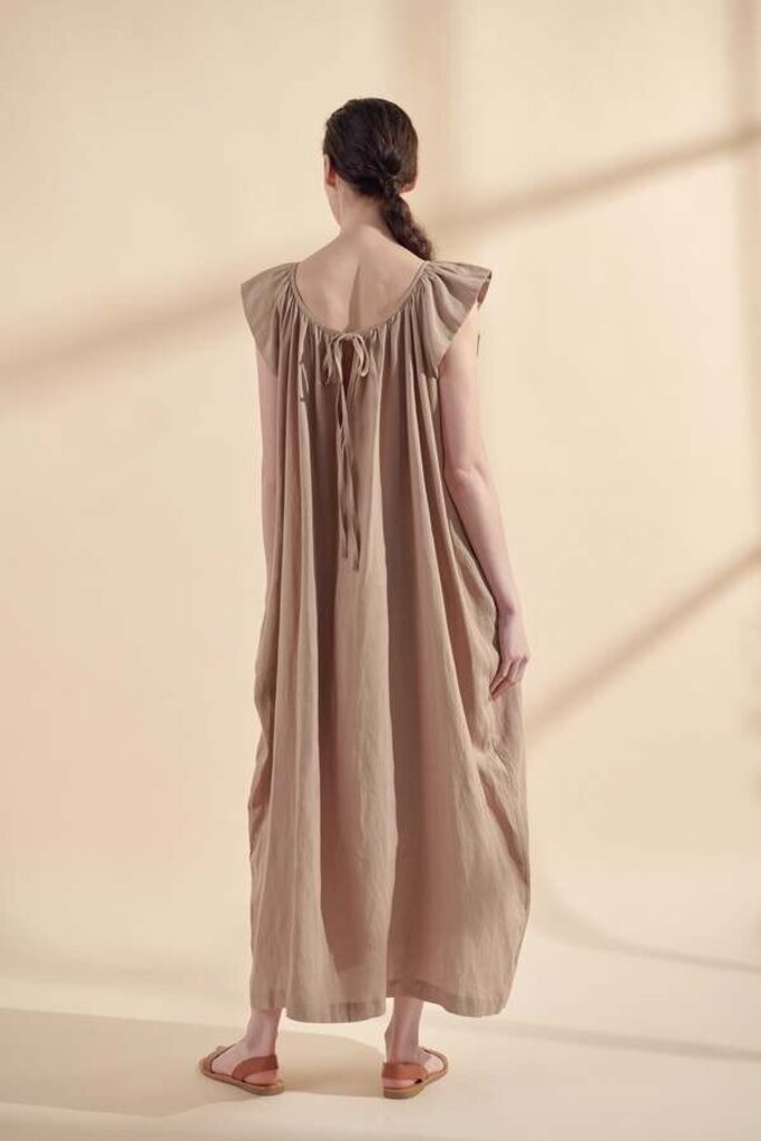 Amente Ruffle Sleeve Back Tie Midi Dress in Mocha (Retails $125) - Size Medium