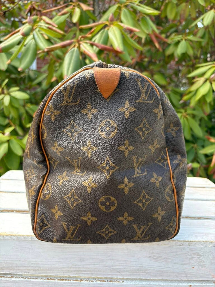 Louis Vuitton Monogram Speedy 30