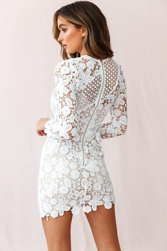 Selfie Leslie NWT Reinhart Floral Asymmetrical Mesh Dress - Size Large