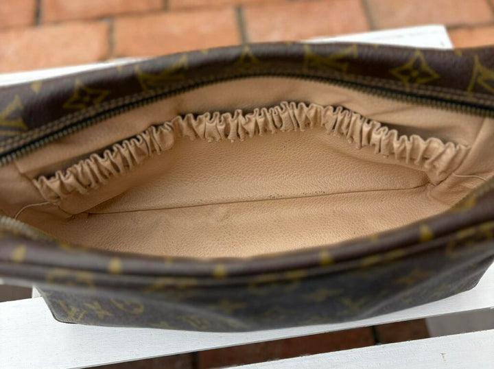 Louis Vuitton Monogram Trousse Toilette