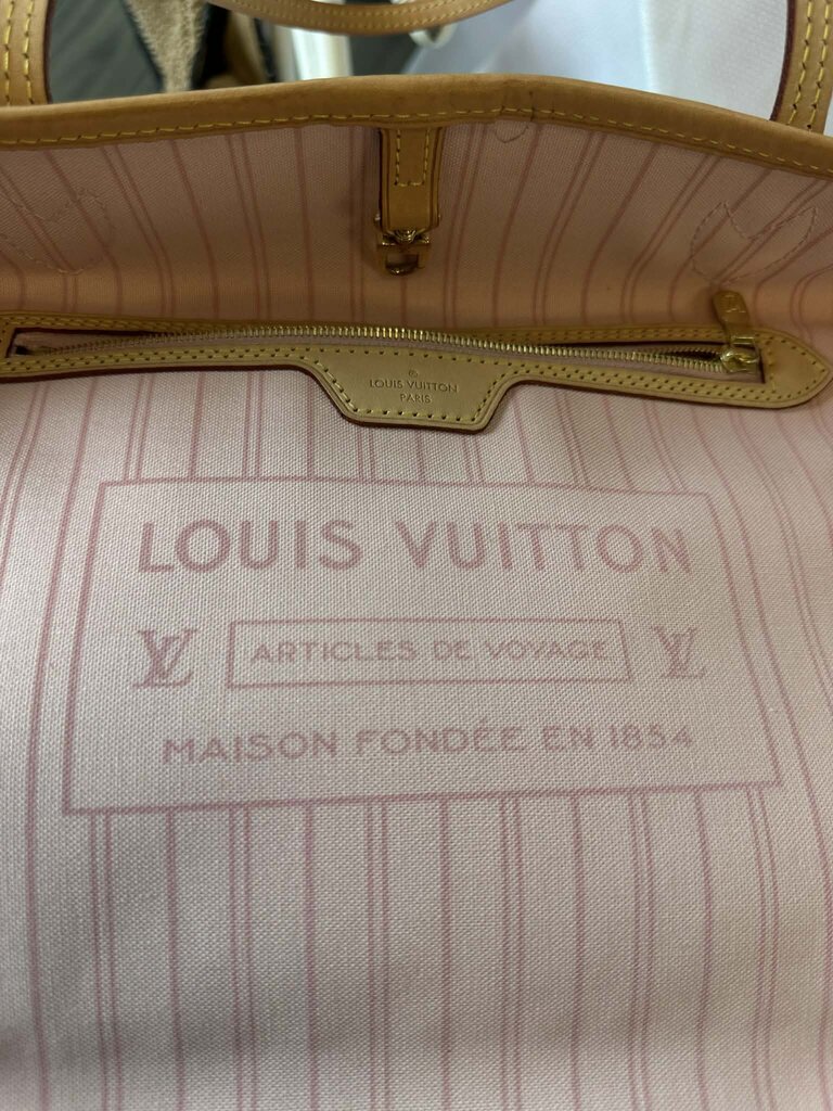 Louis Vuitton Neverfull MM Damier Azur