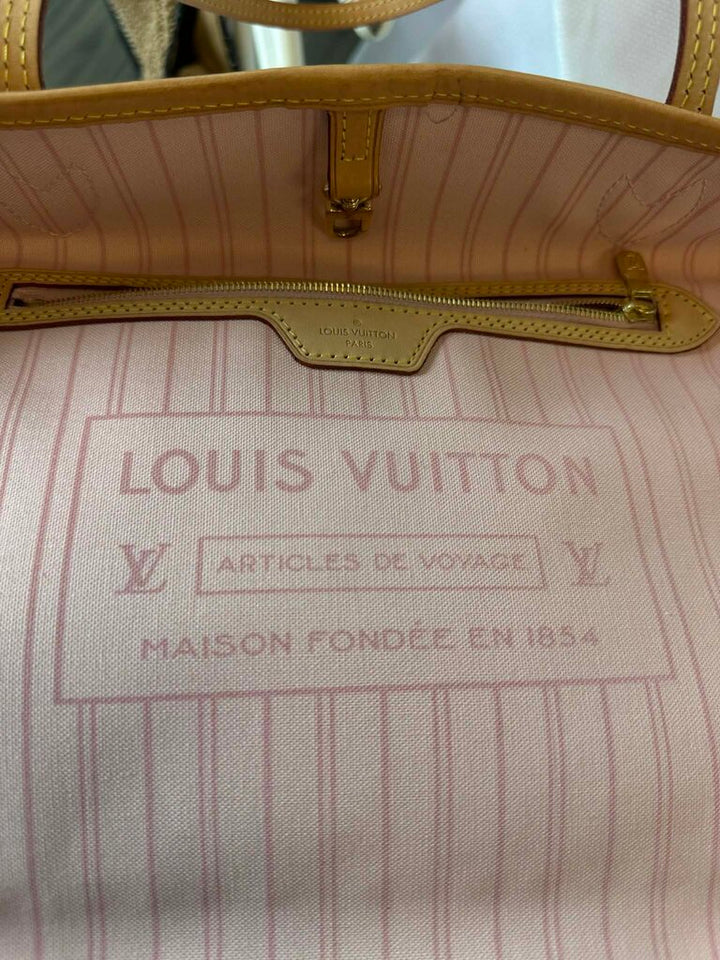 Louis Vuitton Neverfull MM Damier Azur