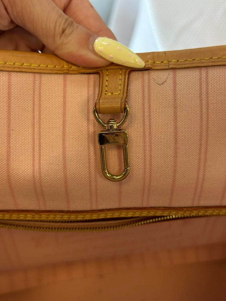 Louis Vuitton Neverfull MM Damier Azur