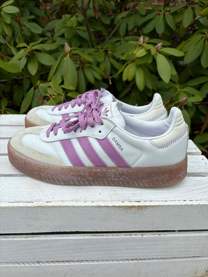 Adidas Sambae Sneakers in Preloved Purple - Size 10