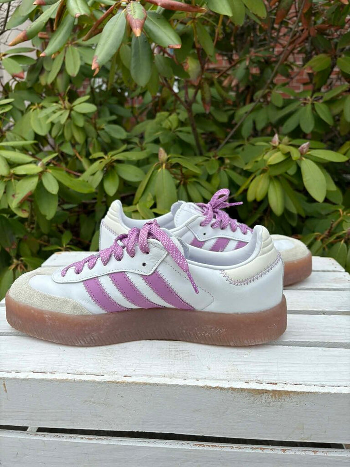 Adidas Sambae Sneakers in Preloved Purple - Size 10