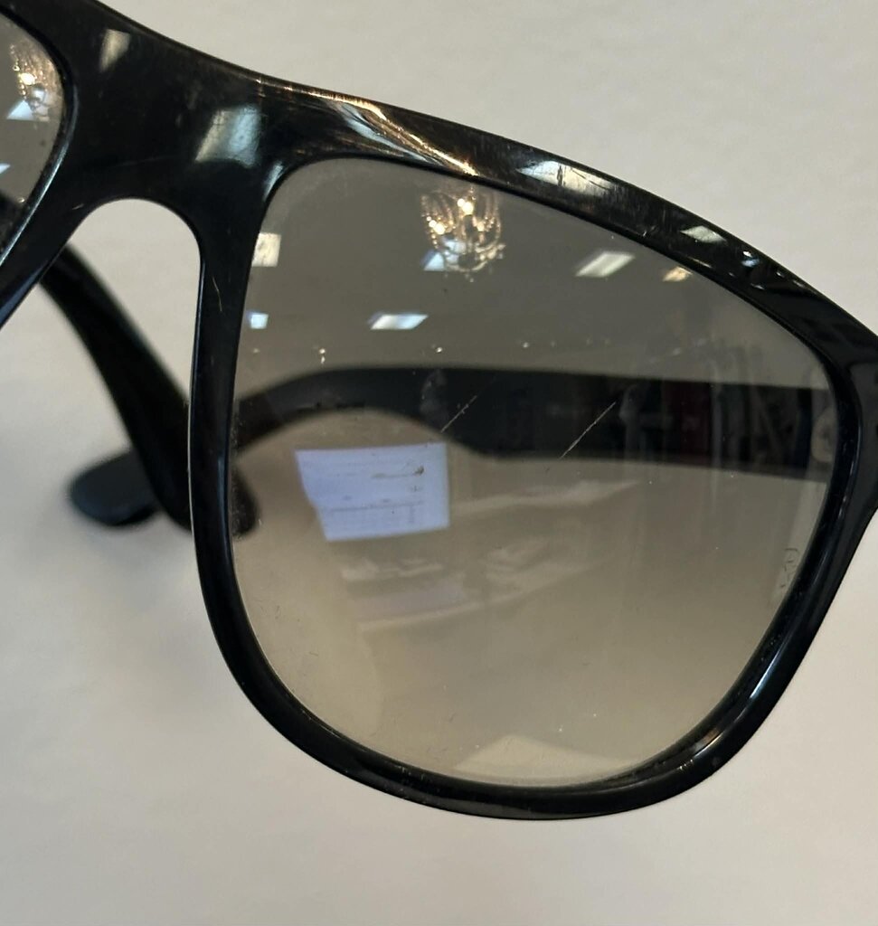 Rayban Boyfriend Sunnies w/ case