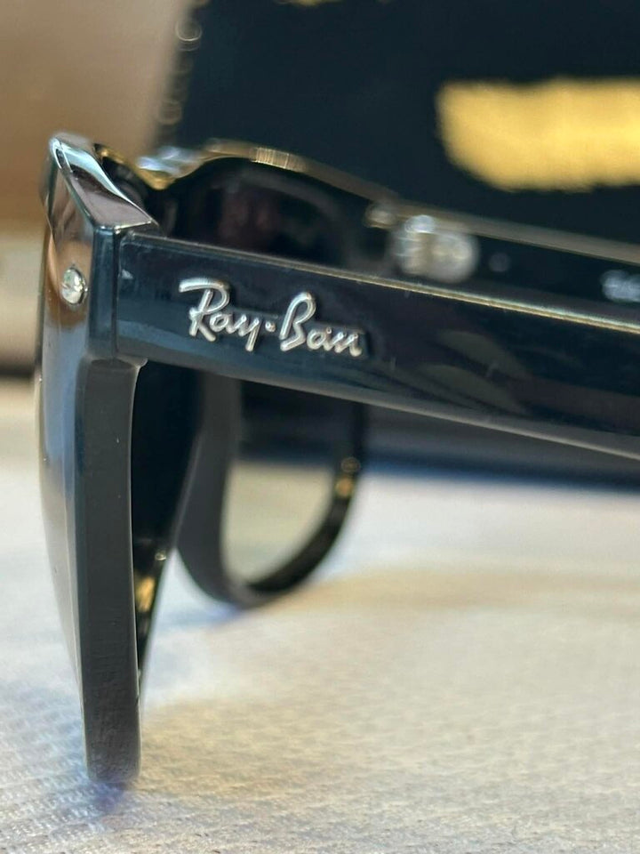 Rayban Boyfriend Sunnies w/ case