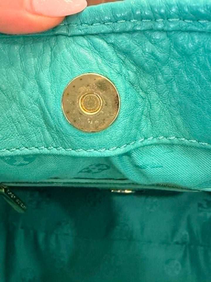 Tory Burch Amanda Classic Handle Hobo Bag