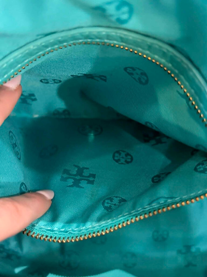 Tory Burch Amanda Classic Handle Hobo Bag