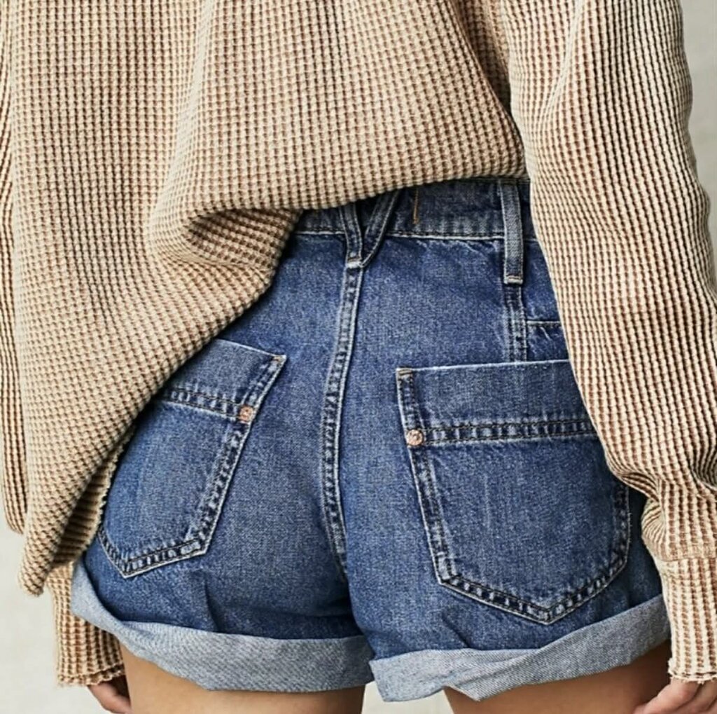 Free People We the Free Beginner's Luck Slouch Shorts - Size 29