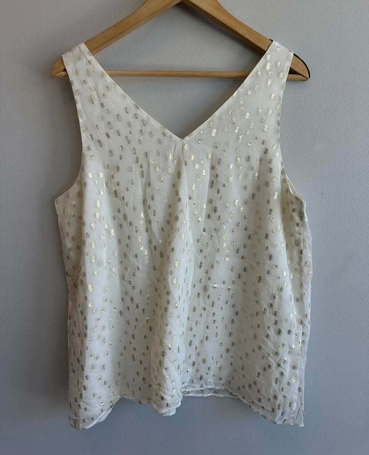 Lilly Pulitzer NWT Florin Straight Hem in Coconut Metallic - Size Large (retails for $118)
