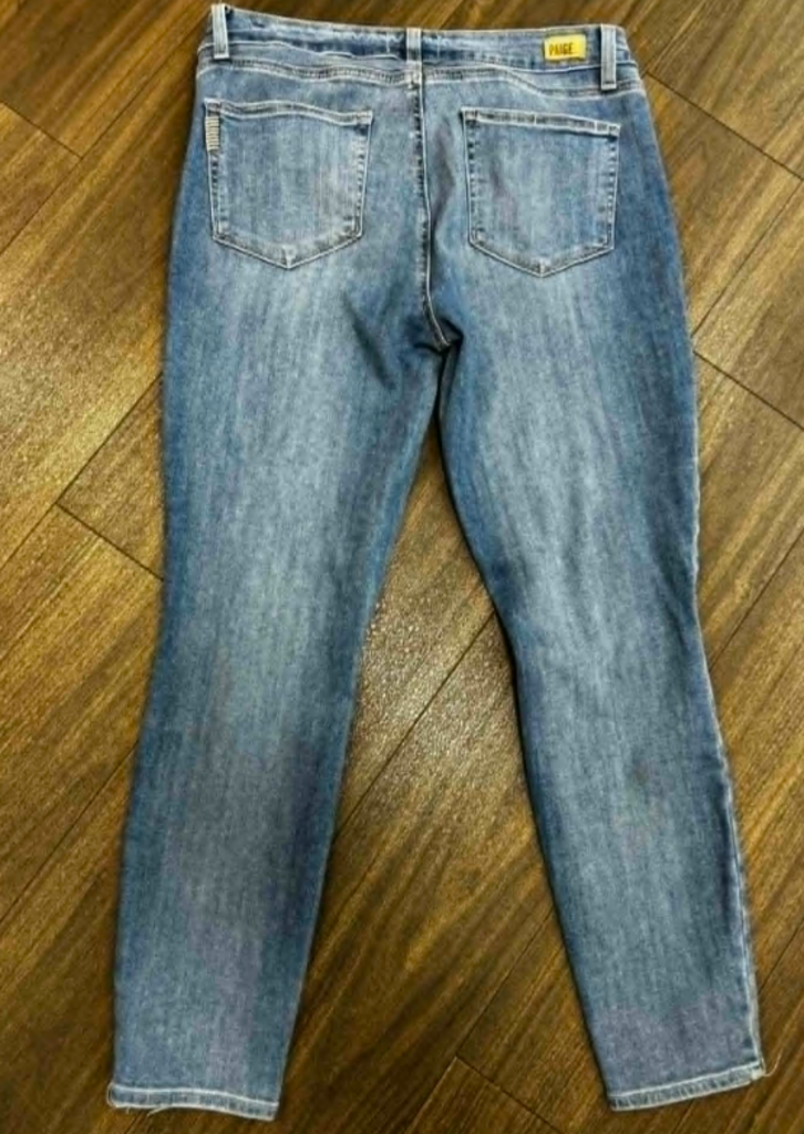 Paige Verdugo Ankle Ariza Destructed NWT Jean - Size 32