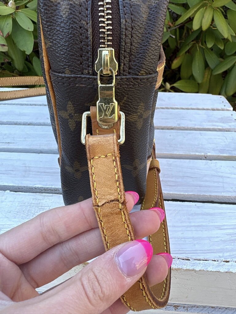 Louis Vuitton Monogram Trocadero 27 Crossbody
