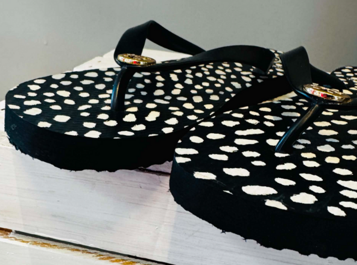 Tory Burch Pony Spotted Flip Flops - Size 9