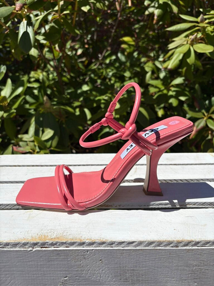 Caverley Kolt Heels - Size 36