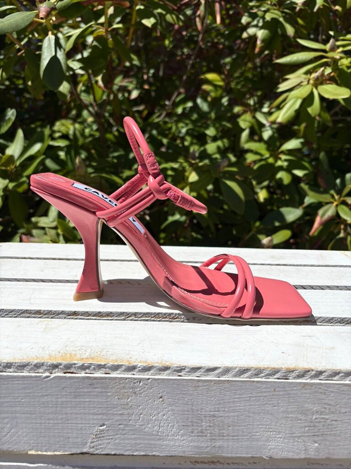 Caverley Kolt Heels - Size 36