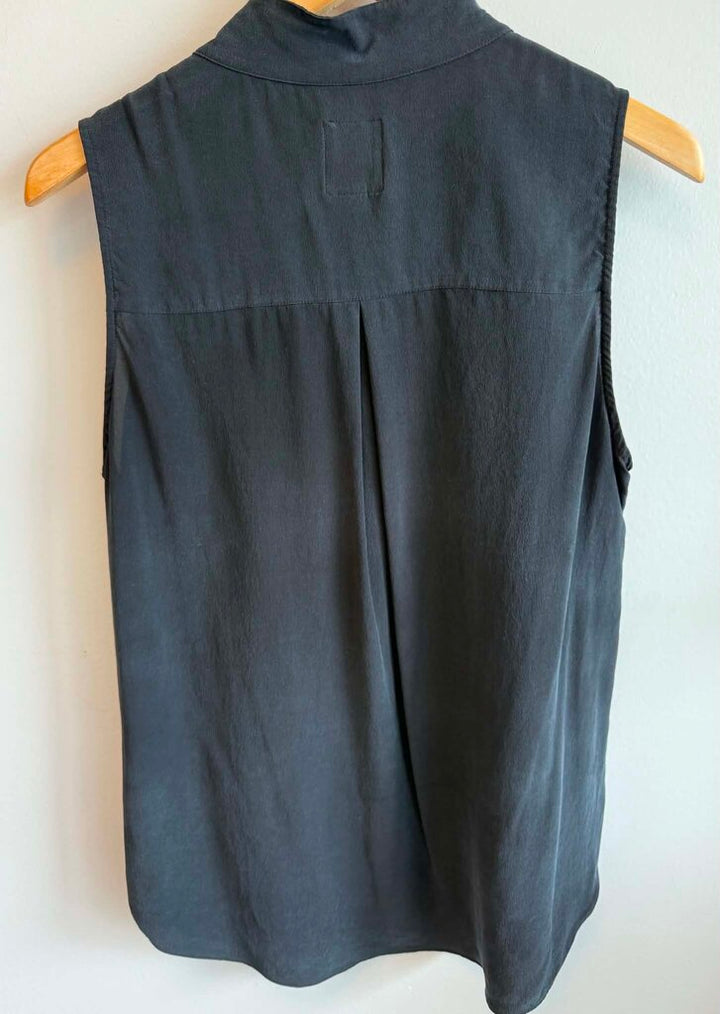 GoSilk Sleeveless Top - Size Medium