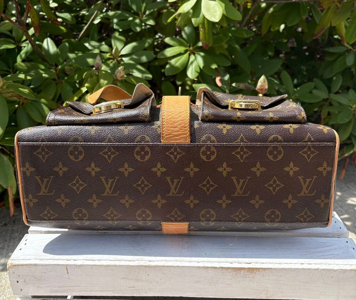 Louis Vuitton Monogram Manhattan GM