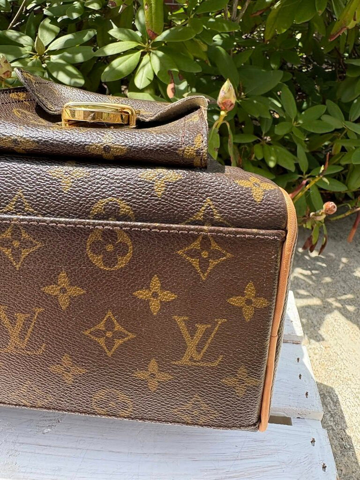 Louis Vuitton Monogram Manhattan GM