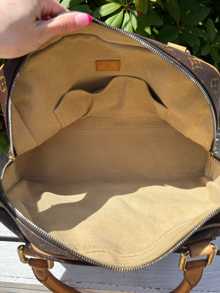 Louis Vuitton Monogram Manhattan GM