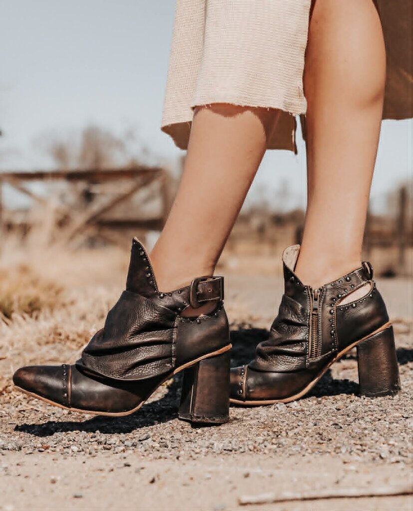 Freebird Jericho Booties- Size 8