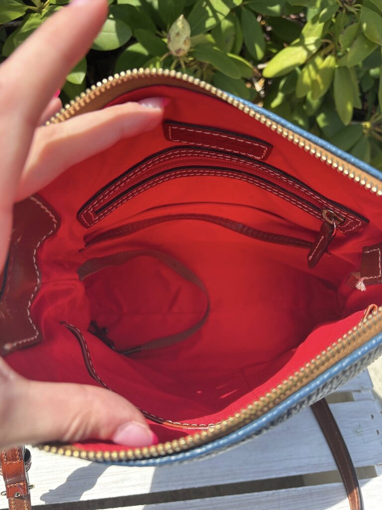 Dooney & Bourke Pebble Grain Crossbody